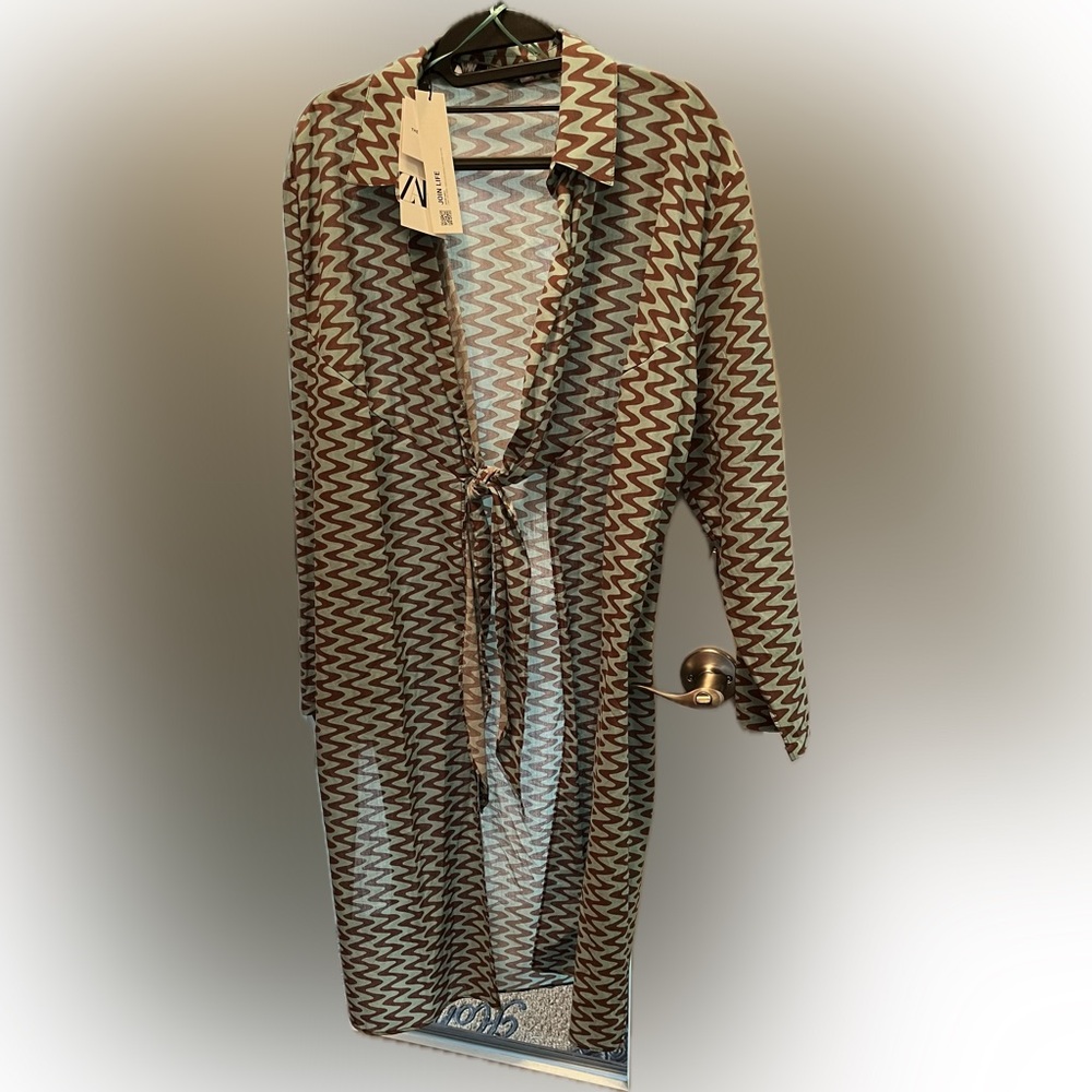 Zara over-shirt can be worn on the beach or over a casual outfit. Lightweight.